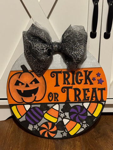 Trick Or Treat 12” Sign
